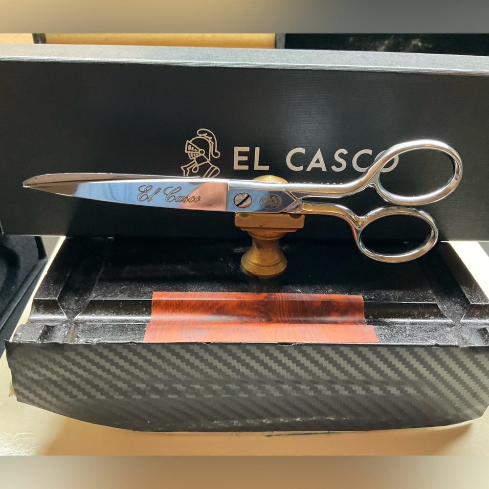 SOLD El Casco 6 inch scissor fine desk accessories made in Spain w/ box